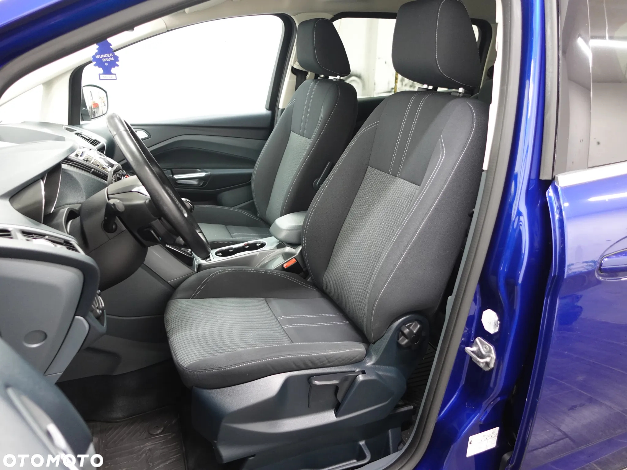 Ford Grand C-MAX 1.6 EcoBoost Start-Stop-System Titanium - 24