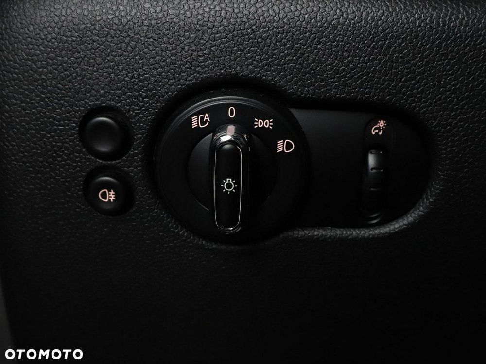 MINI John Cooper Works - 33