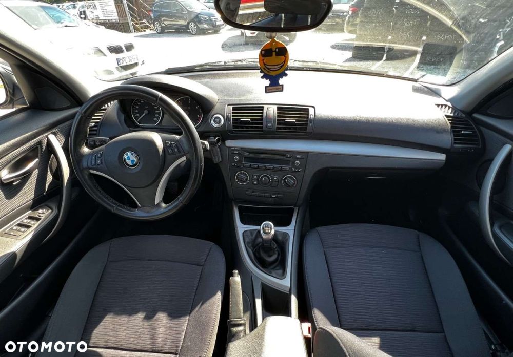 BMW Seria 1 - 10