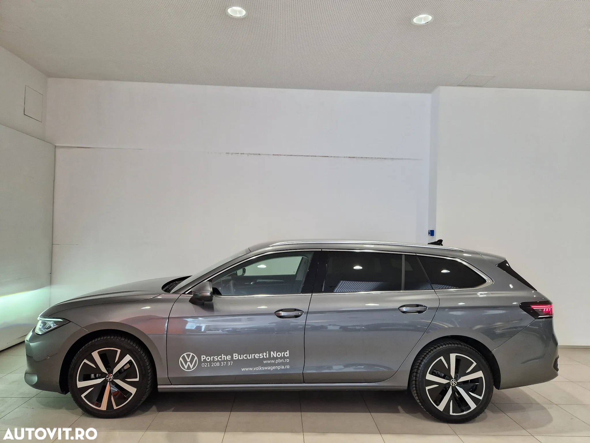 Volkswagen Passat Variant 2.0 TDI DSG Business - 2