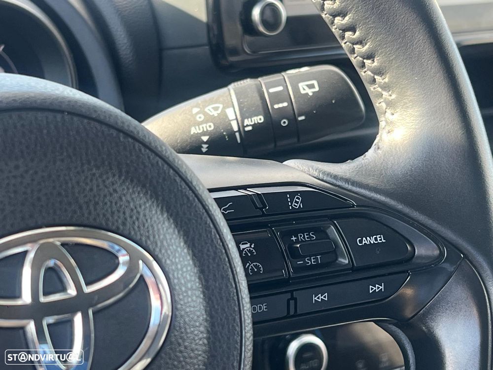 Toyota Yaris 1.5 HDF Exclusive - 17