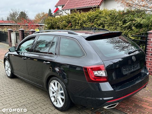 Skoda Octavia 2.0 TDI DSG RS - 6