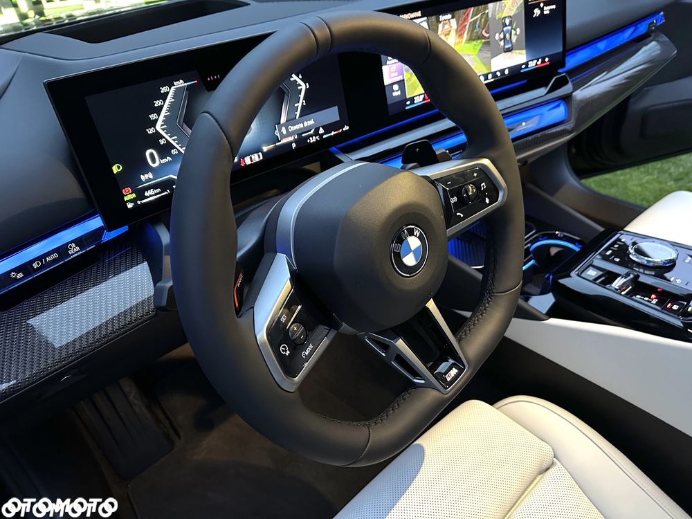 BMW Seria 5 520d xDrive mHEV M Sport - 14