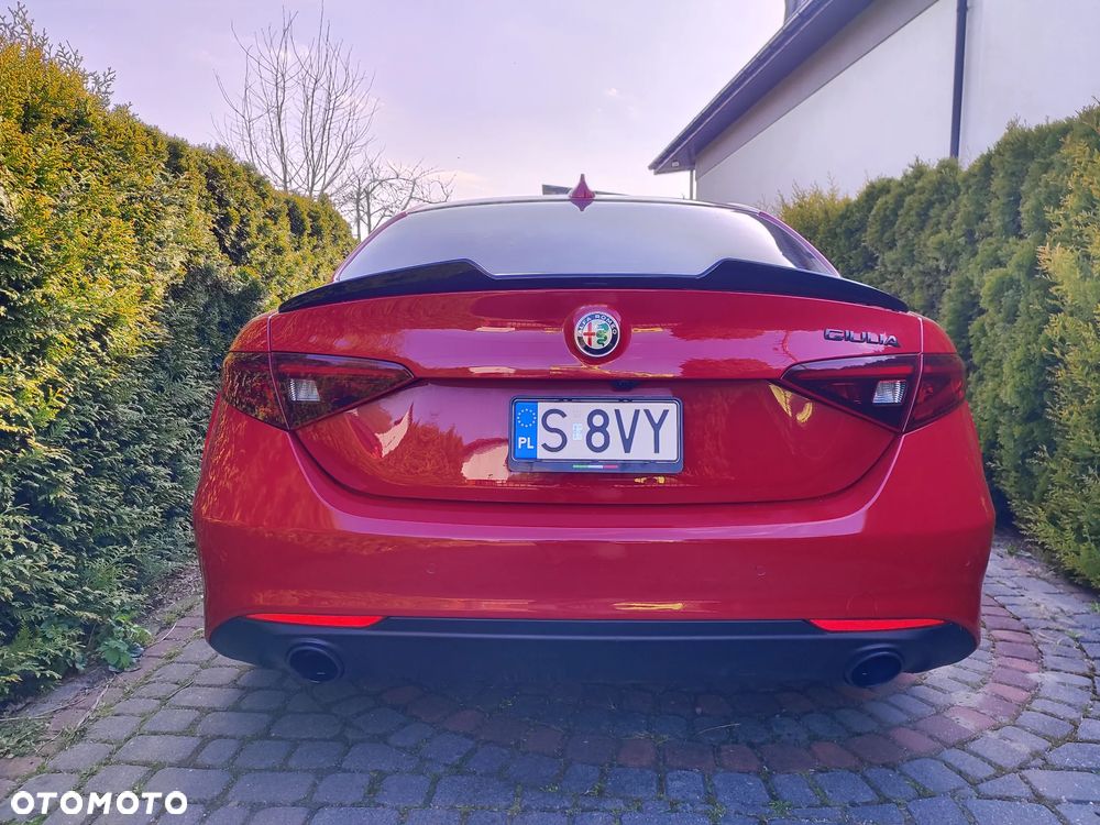 Alfa Romeo Giulia 2.0 Turbo 16V AT8 Veloce Ti - 6