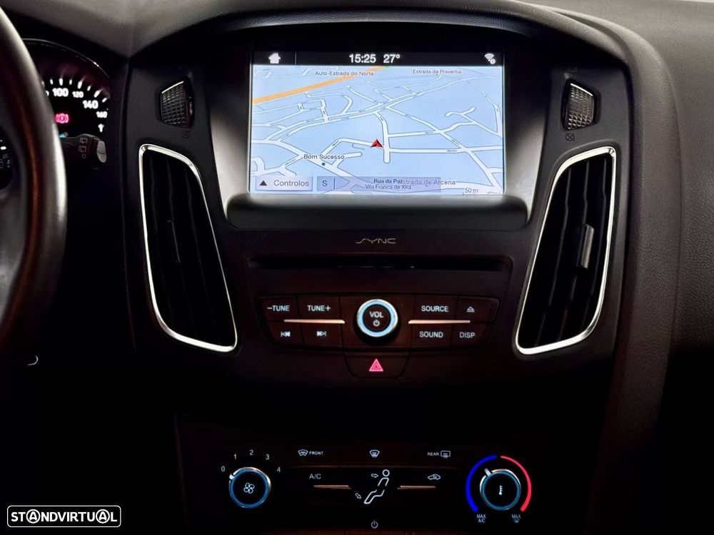Ford Focus 1.0 EcoBoost S&S ACTIVE X - 28