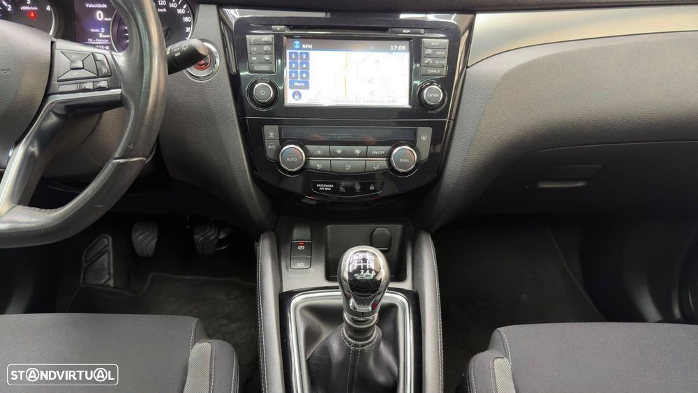 Nissan Qashqai 1.6 dCi Tekna Premium - 25