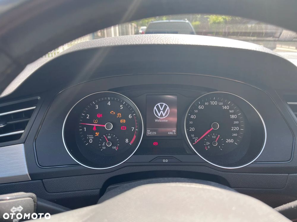 Volkswagen Passat 1.5 TSI EVO Business - 7