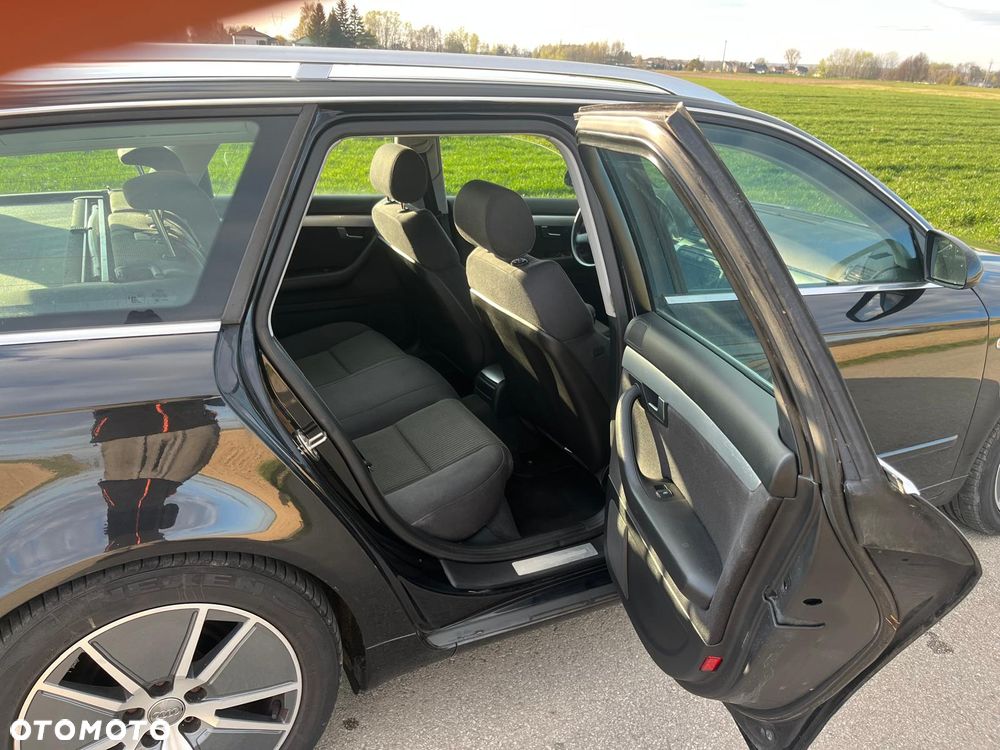 Audi A4 Avant 1.8T Quattro - 32