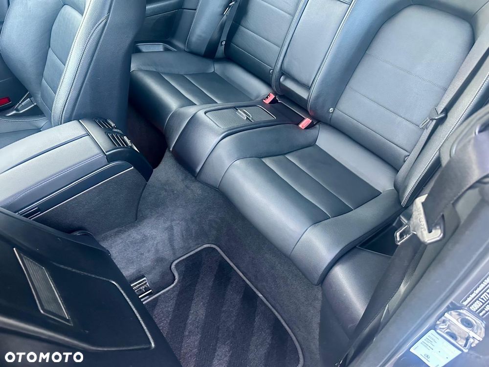 Mercedes-Benz Klasa E 250 BlueEFFICIENCY 7G-TRONIC Avantgarde - 17