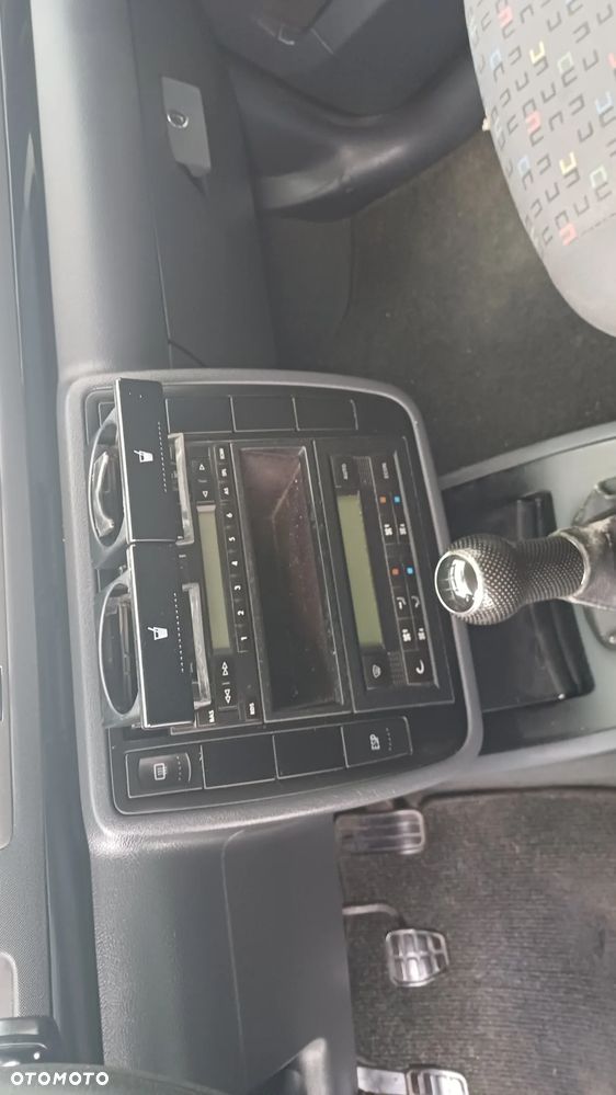 Volkswagen Sharan 1.8 5V Turbo - 28