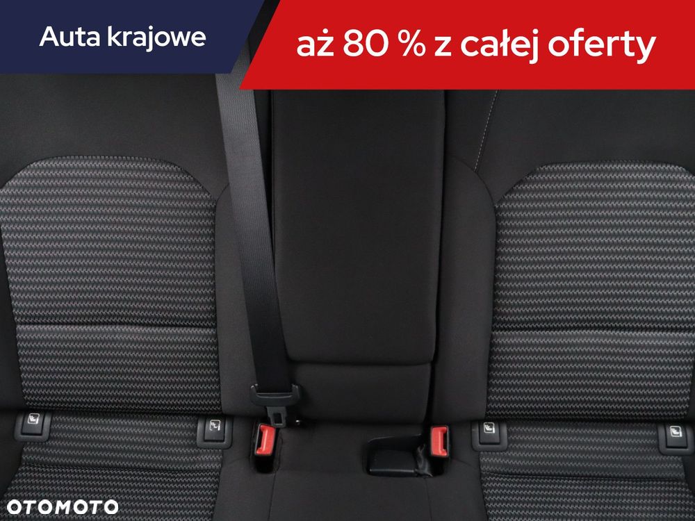 Kia Ceed - 12