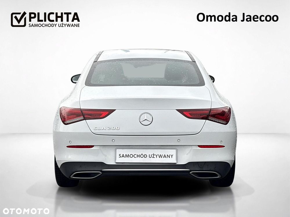 Mercedes-Benz CLA 200 7G-DCT - 5