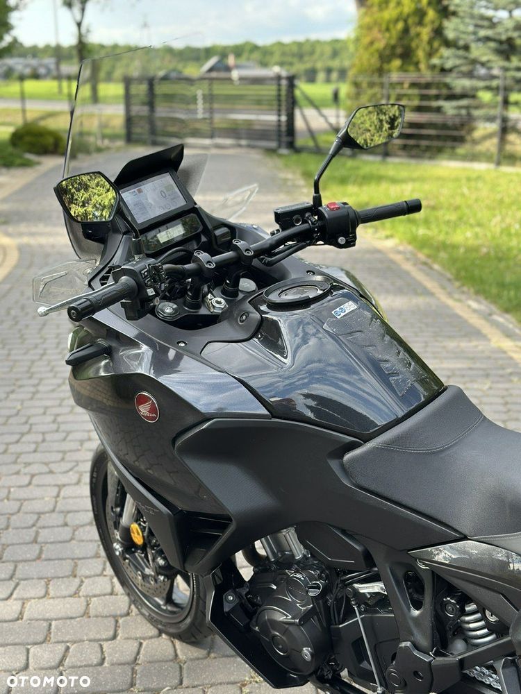 Honda NT - 12