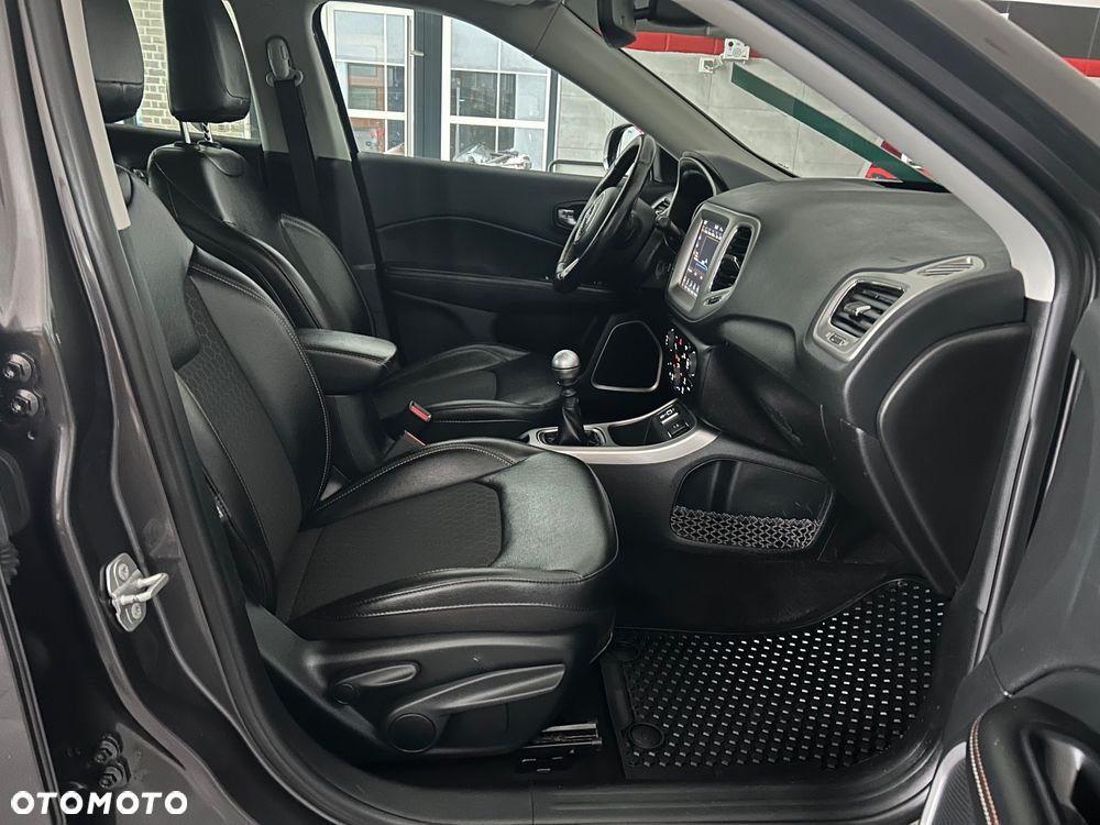 Jeep Compass 1.4 MultiAir Business Line - 29