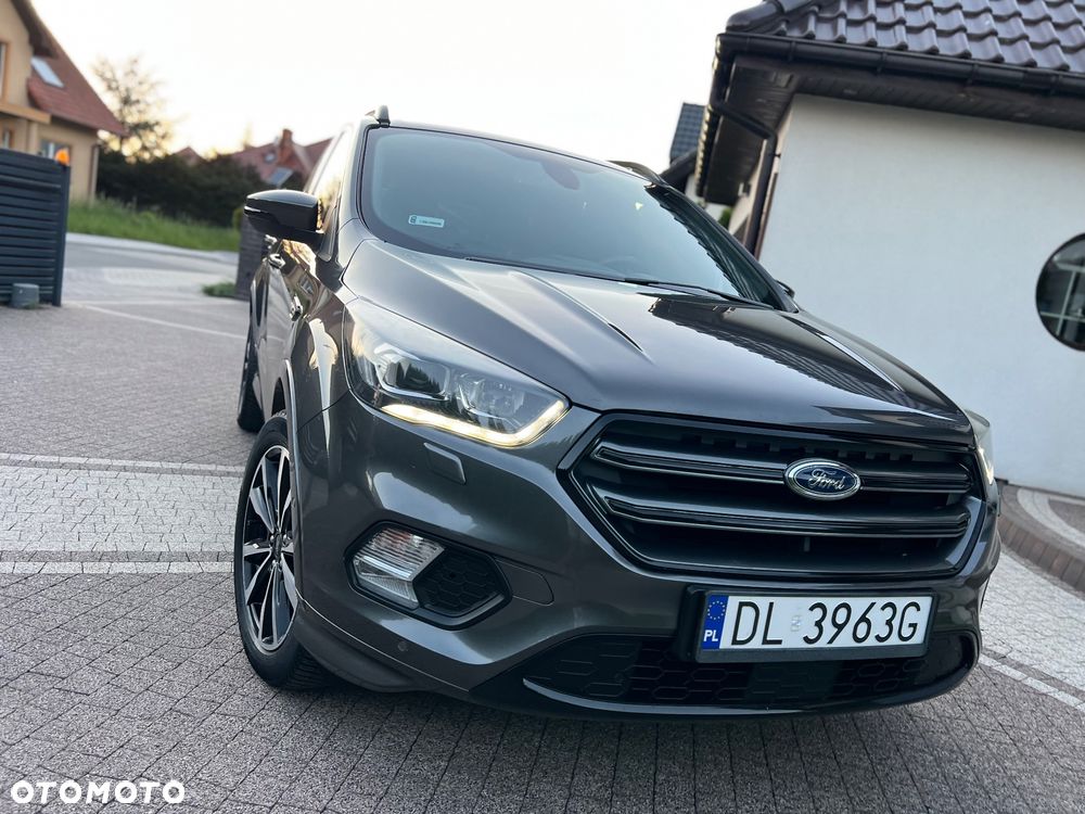 Ford Kuga - 25