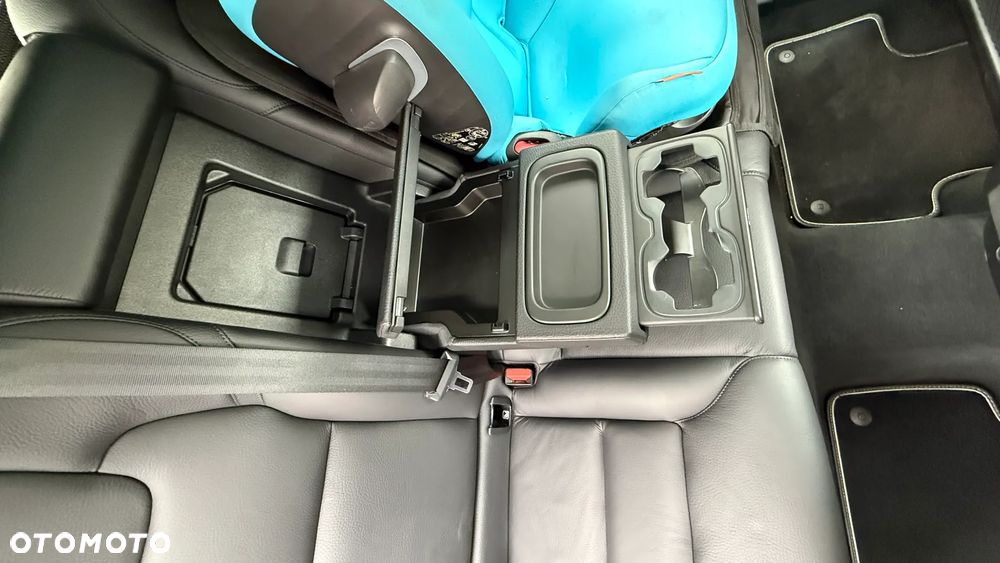 Volvo XC 60 D4 Geartronic RDesign - 13