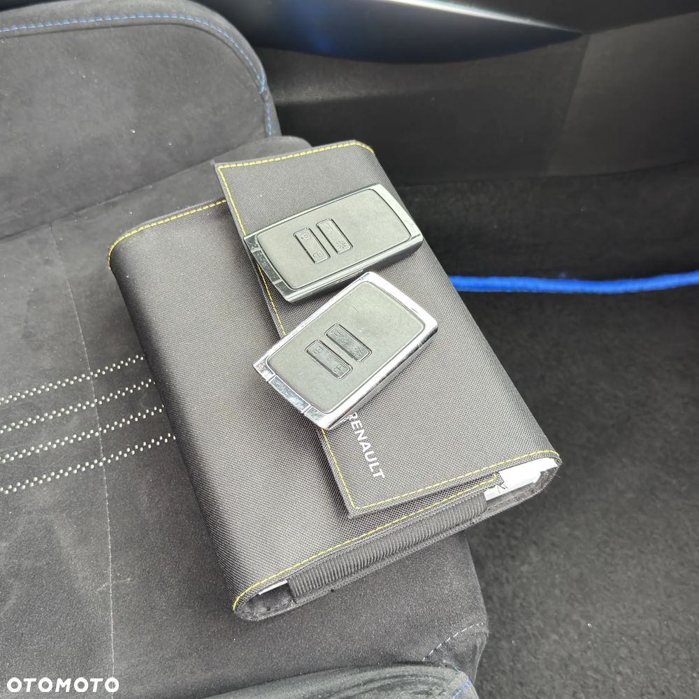 Renault Megane ENERGY TCe 205 EDC GT - 35