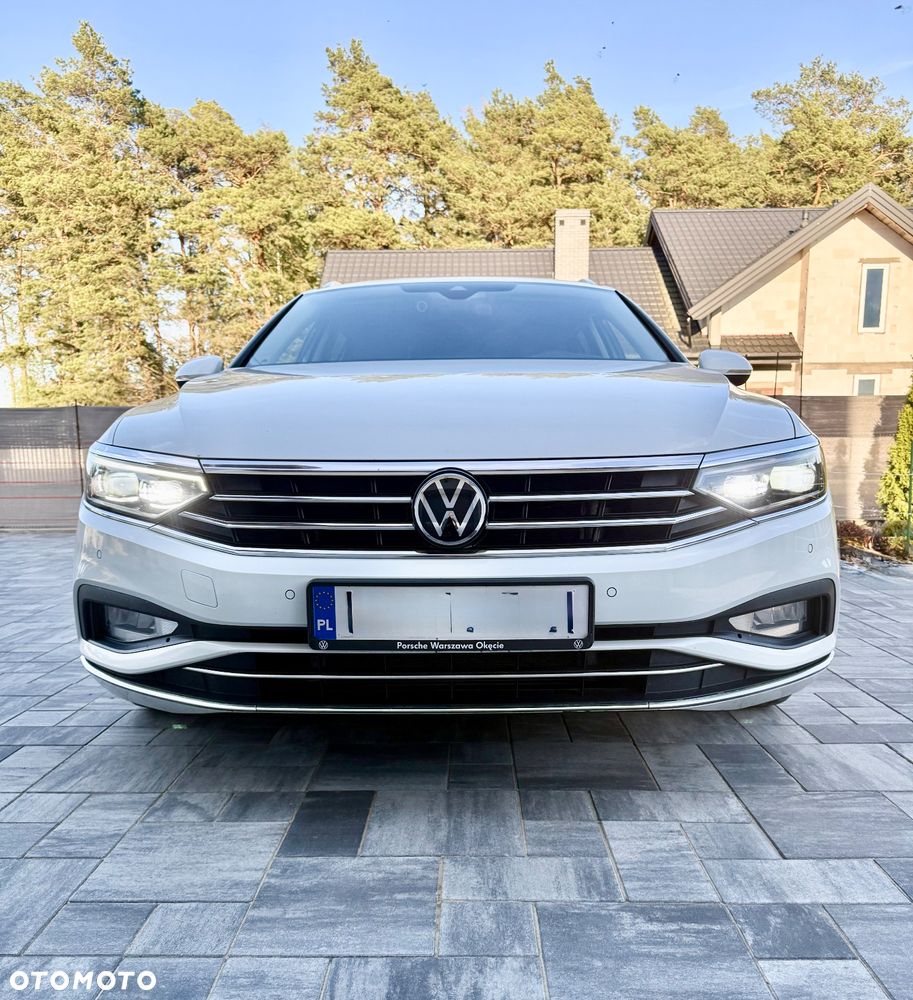 Volkswagen Passat 2.0 TDI SCR DSG Elegance - 10