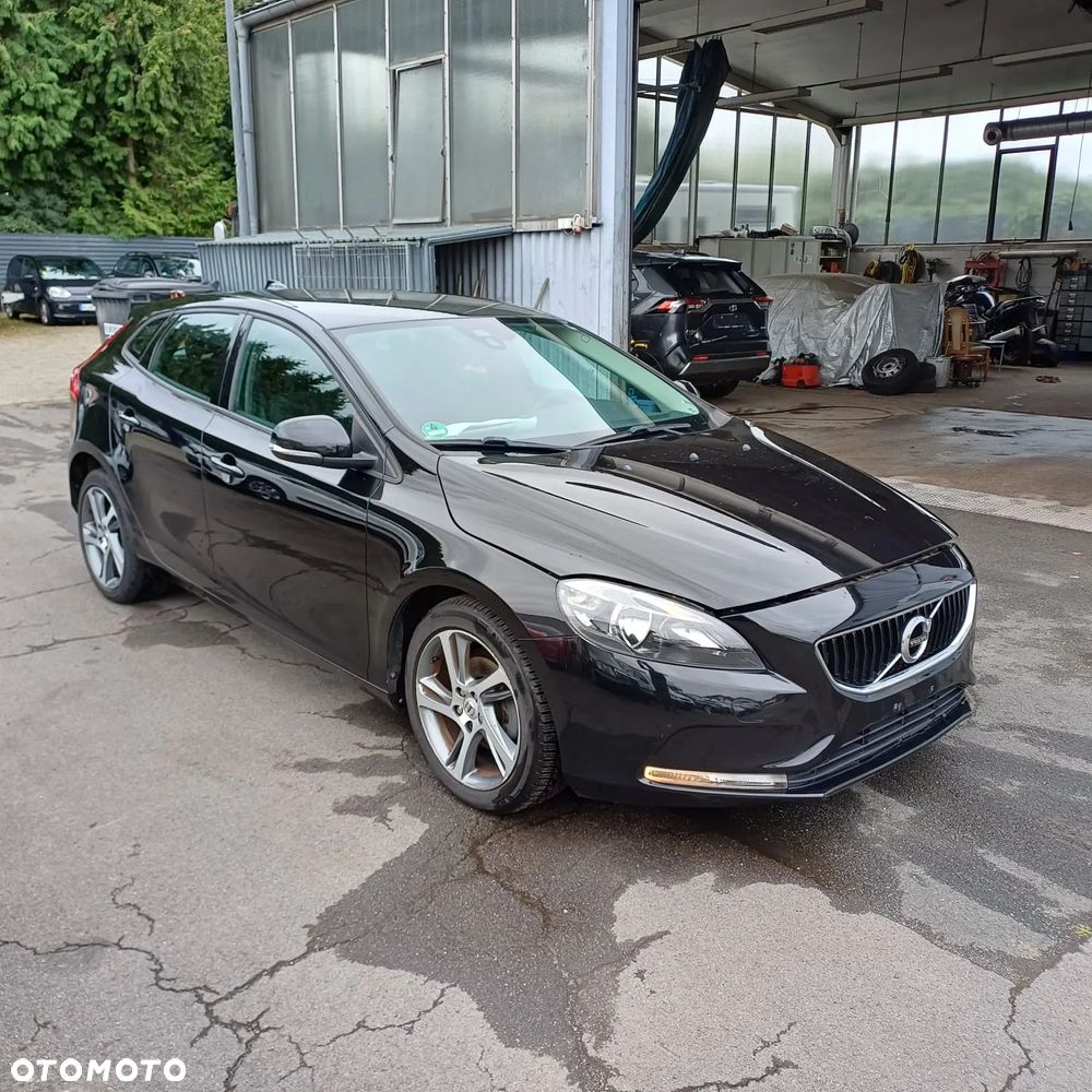 Volvo V40 D2 - 1