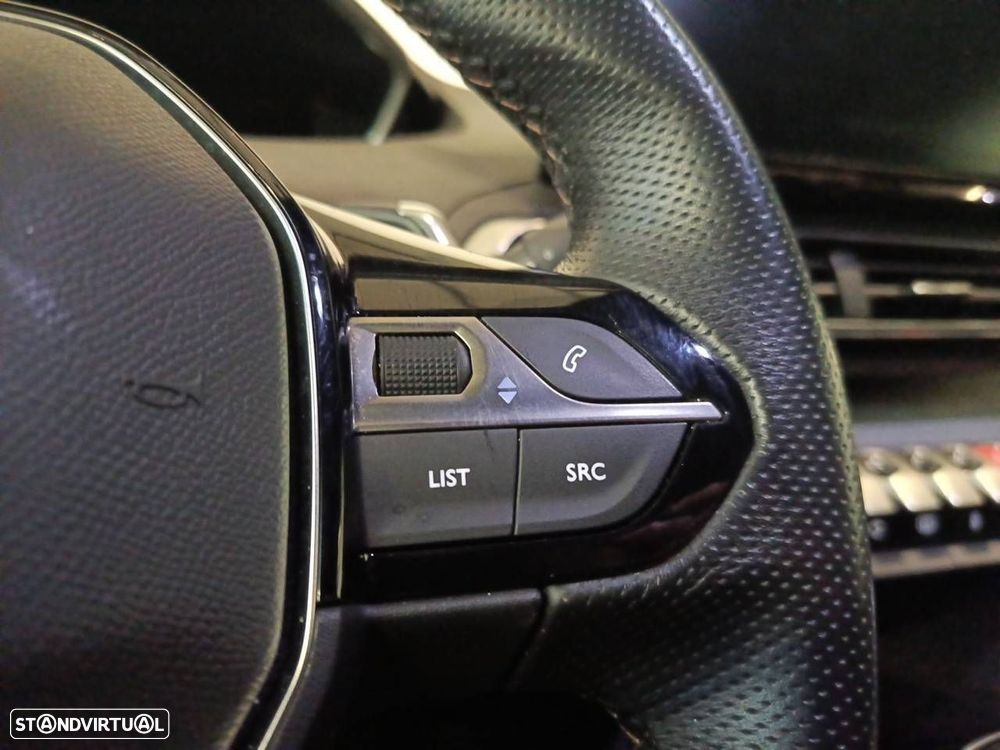 Peugeot 3008 1.5 BlueHDi GT EAT8 - 17