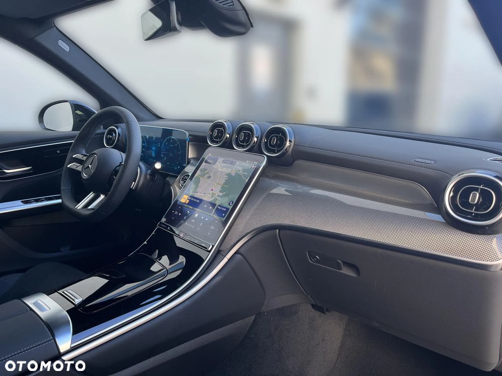 Mercedes-Benz GLC - 14