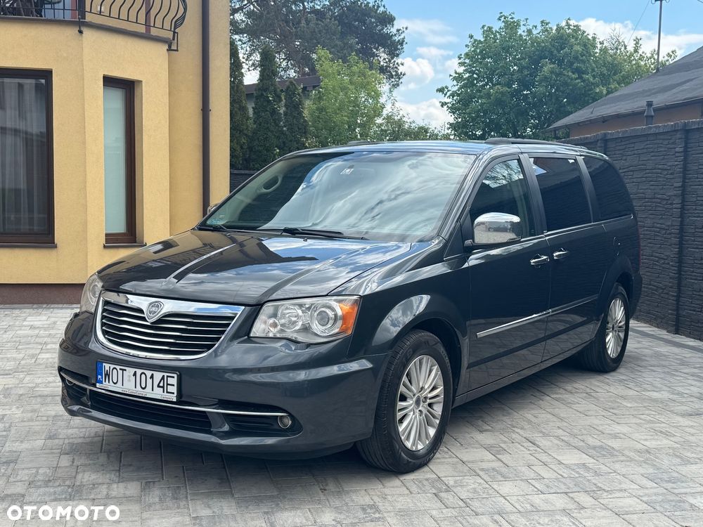 Lancia Voyager 3.6 Gold - 3