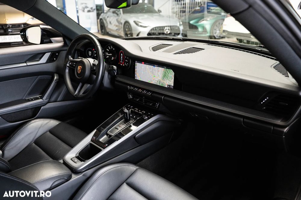 Porsche 911 Carrera S PDK - 8