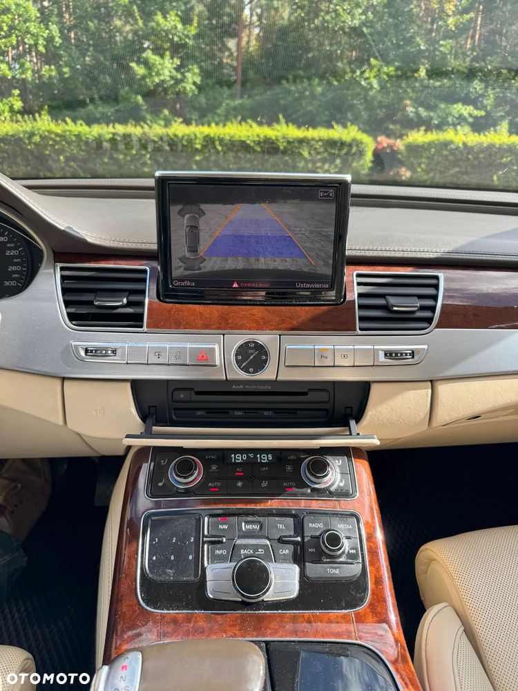 Audi A8 - 13