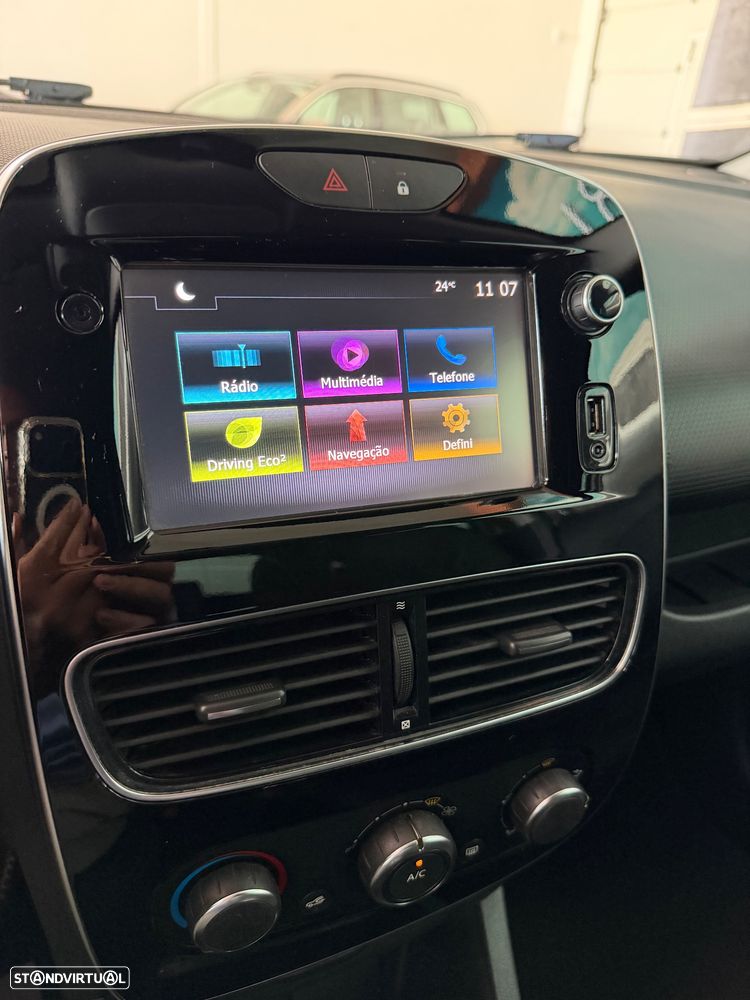 Renault Clio 0.9 TCE Limited - 12