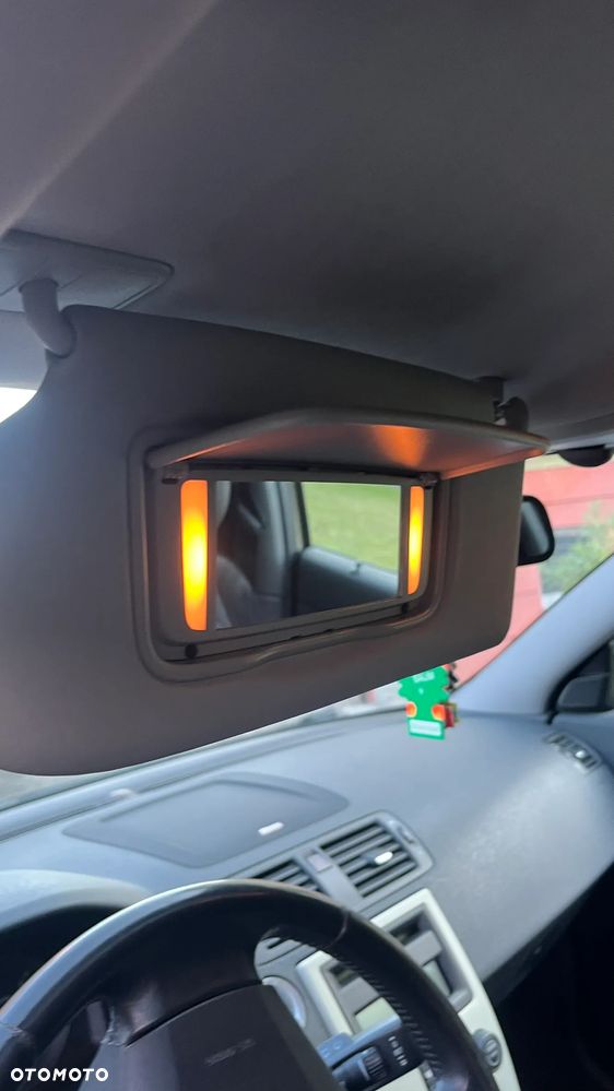 Volvo C30 2.0D Momentum - 20