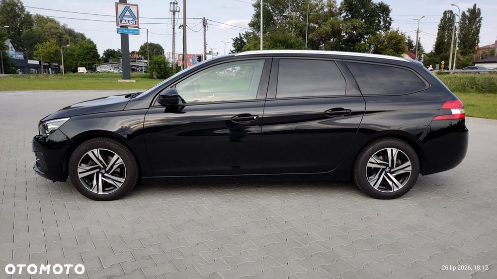 Peugeot 308 1.2 PureTech Allure S&S - 4