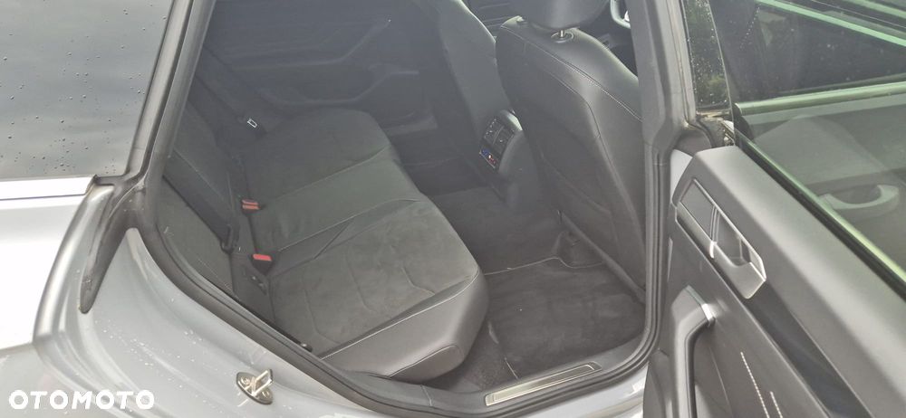 Volkswagen Arteon 2.0 TDI R-Line DSG - 14