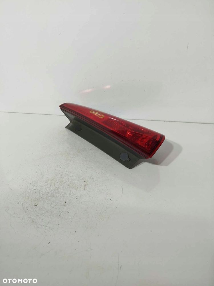 LAMPA LEWA TYLNA TYŁ KIA CEED I LIFT 9-12 GÓRNA - 8
