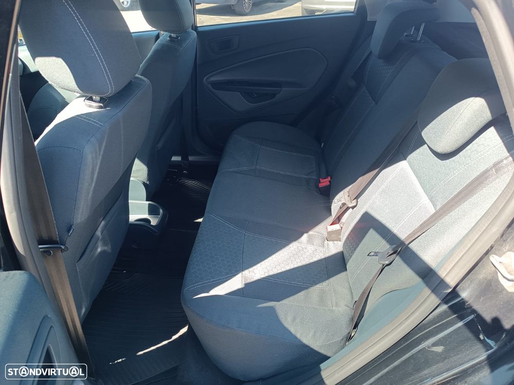 Ford Fiesta 1.4 TDCI Titanium - 11