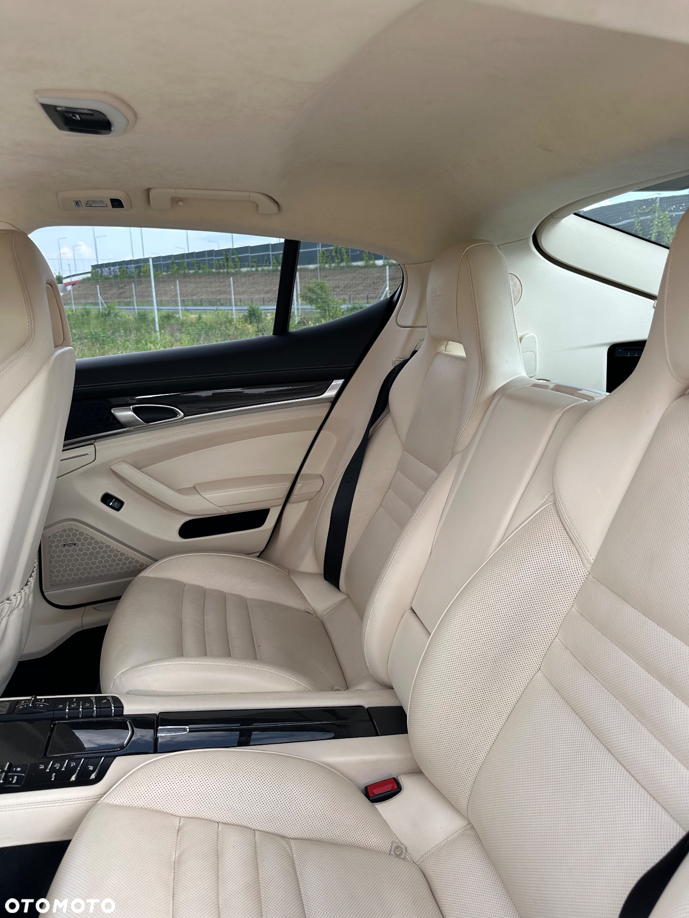 Porsche Panamera Turbo - 17