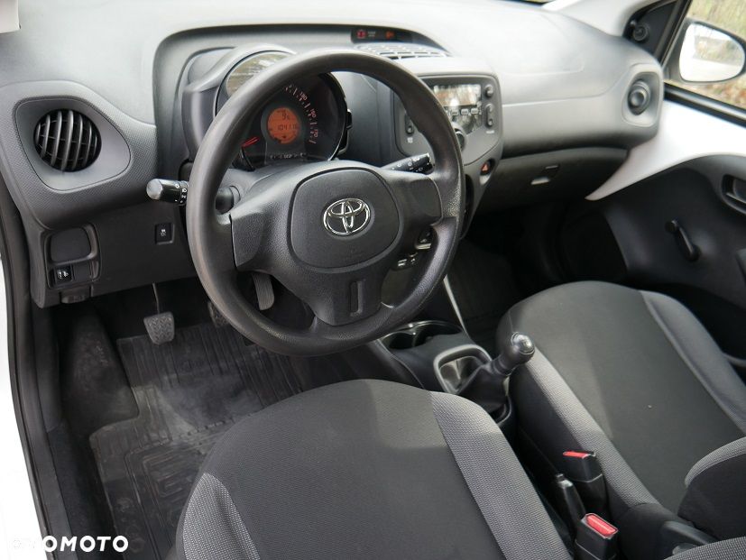 Toyota Aygo - 11