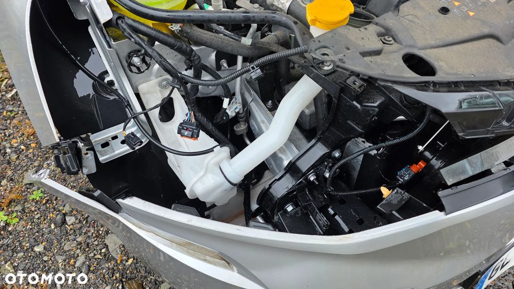 Renault Clio 1.6 E-TECH Zen - 18