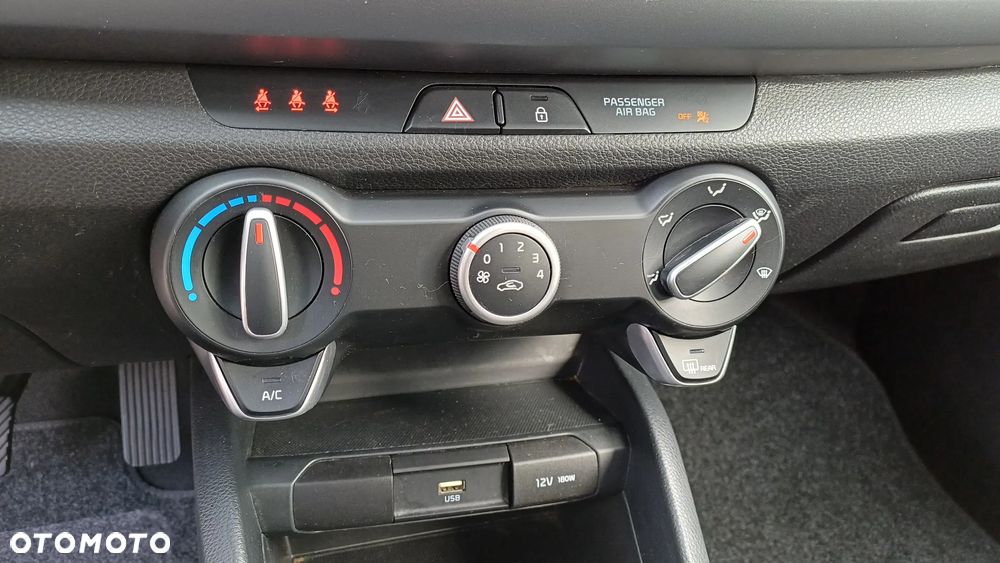 Kia Rio 1.2 Vision - 17