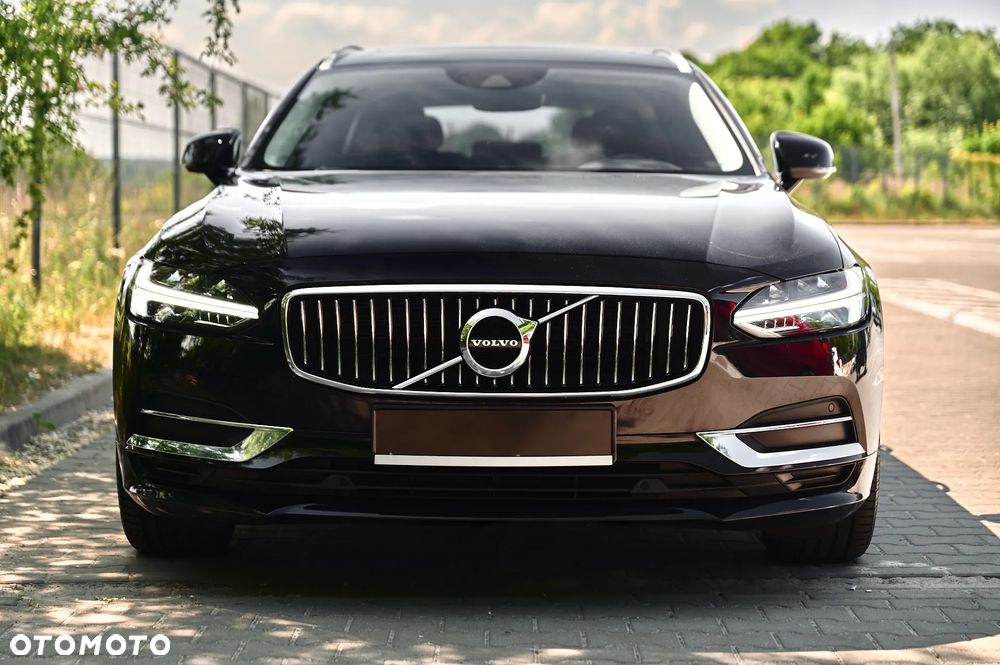 Volvo V90 T4 R-Design - 11
