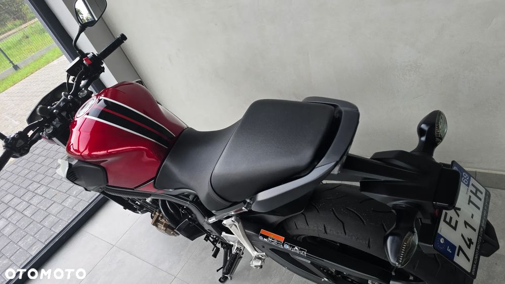 Honda CB - 23