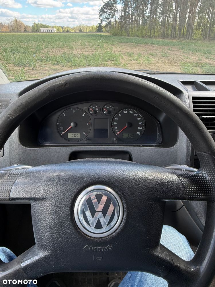 Volkswagen Transporter T5 - 6
