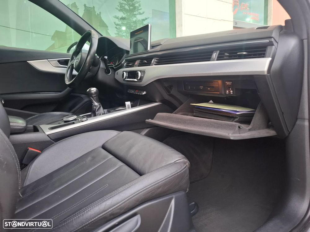 Audi A4 Avant 2.0 TDI S-line - 45