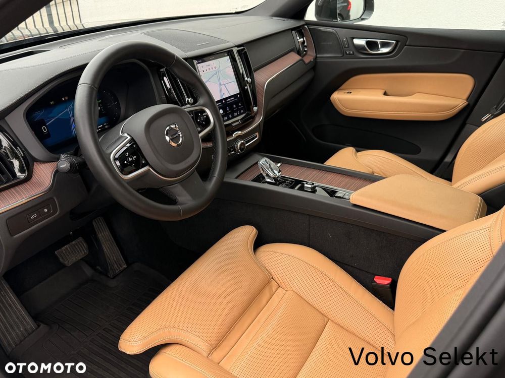 Volvo XC 60 T8 Plug-In Hybrid AWD Ultra Bright - 11