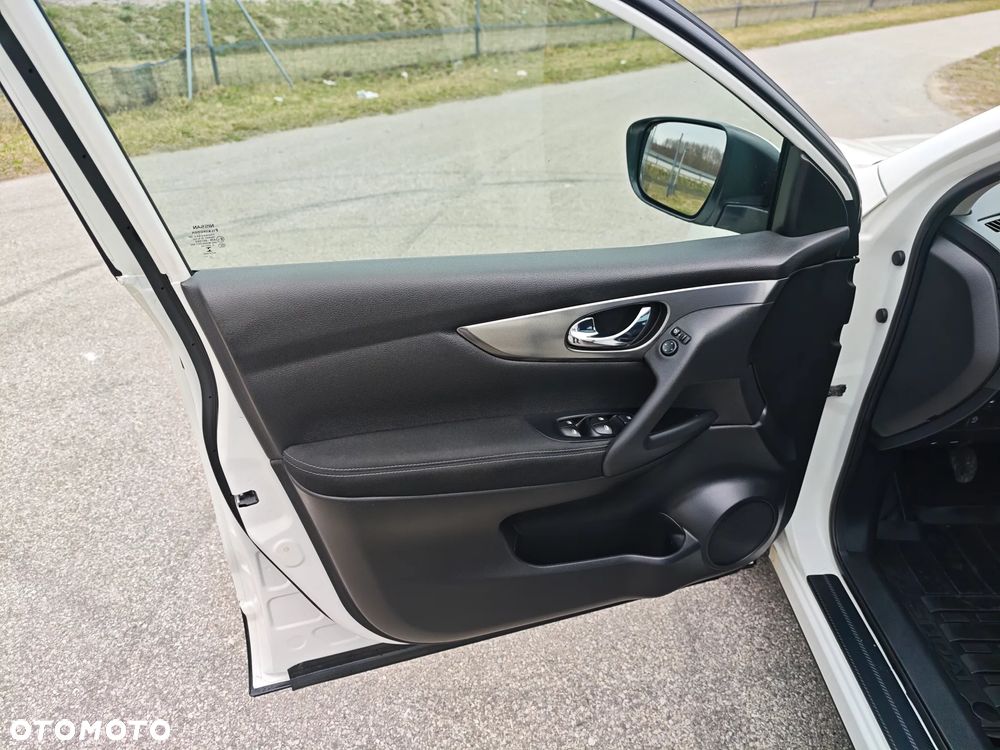 Nissan Qashqai 1.6 DIG-T Tekna - 12