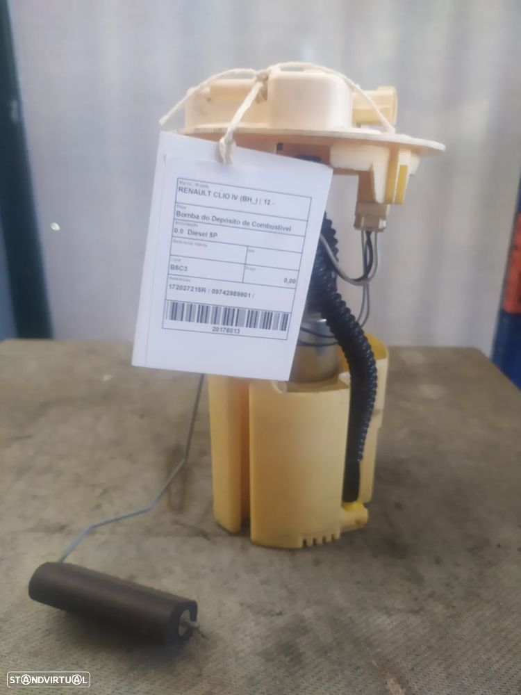 BOMBA DE COMBUSTIVEL RENAULT CLIO IV / 172027215R / 09742989901 - 1