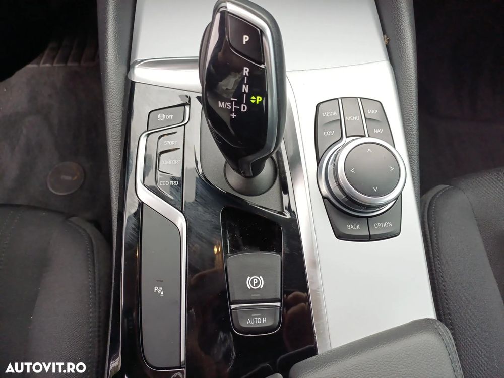 BMW Seria 5 520d xDrive Aut. - 16