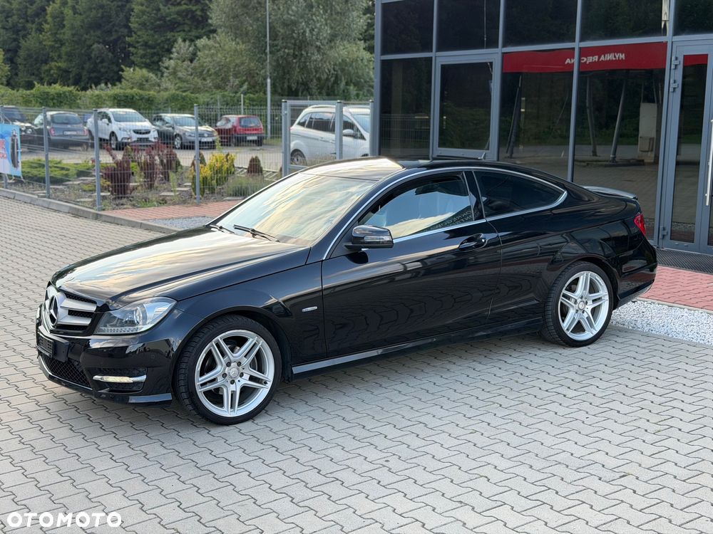 Mercedes-Benz Klasa C 180 CGI BlueEff - 3