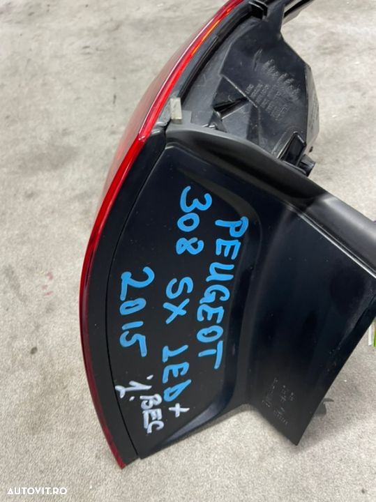 Stop stanga spate PEUGEOT 308 hatchback an 2015-2019 cu led si bec - 4