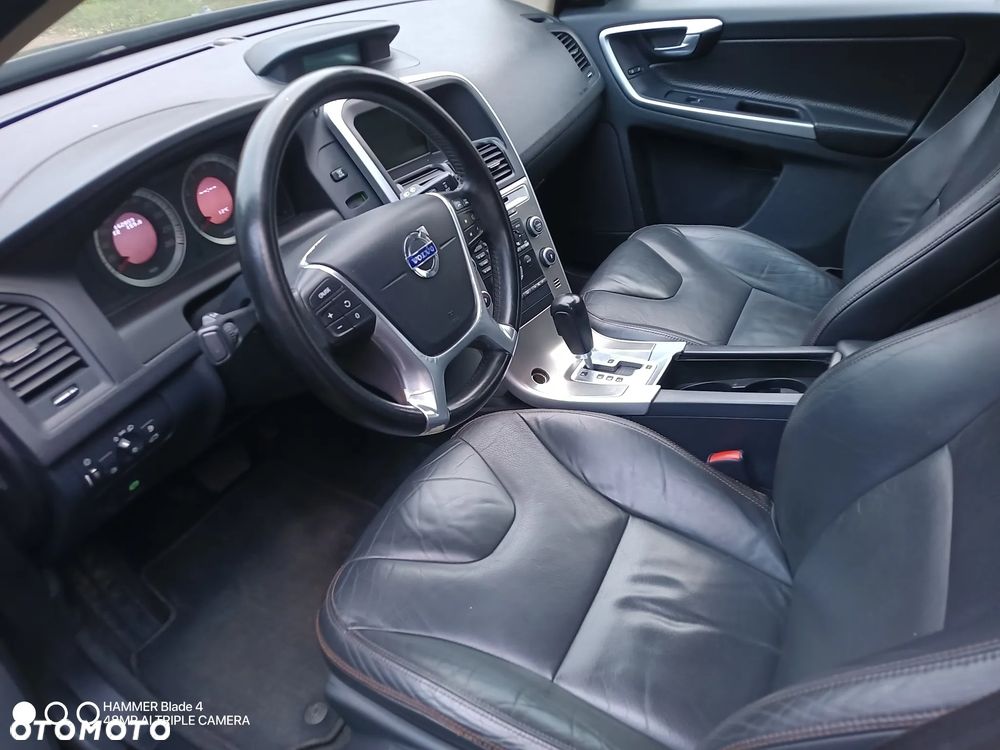 Volvo XC 60 2.0T Kinetic - 12