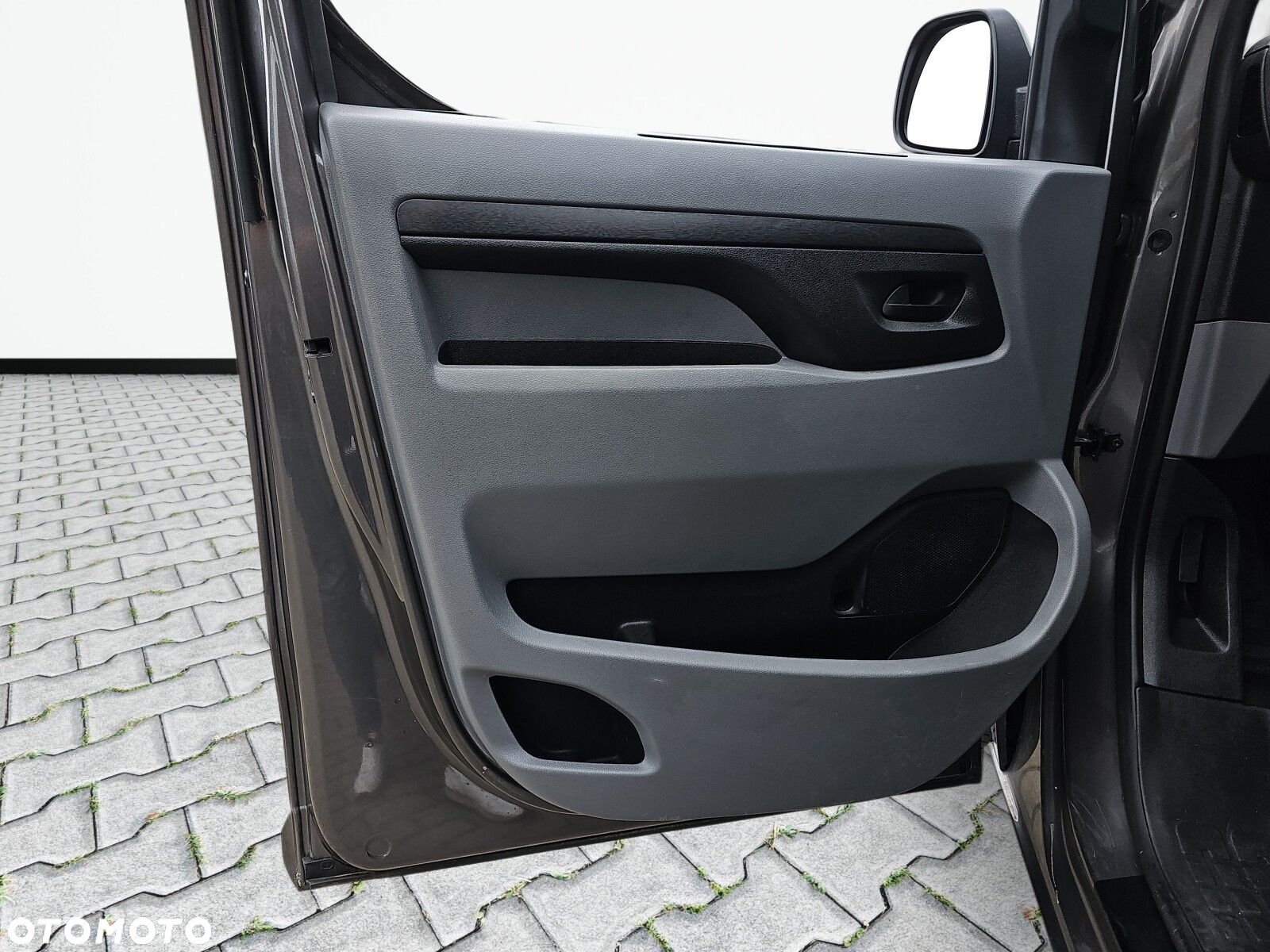 Peugeot expert - 17